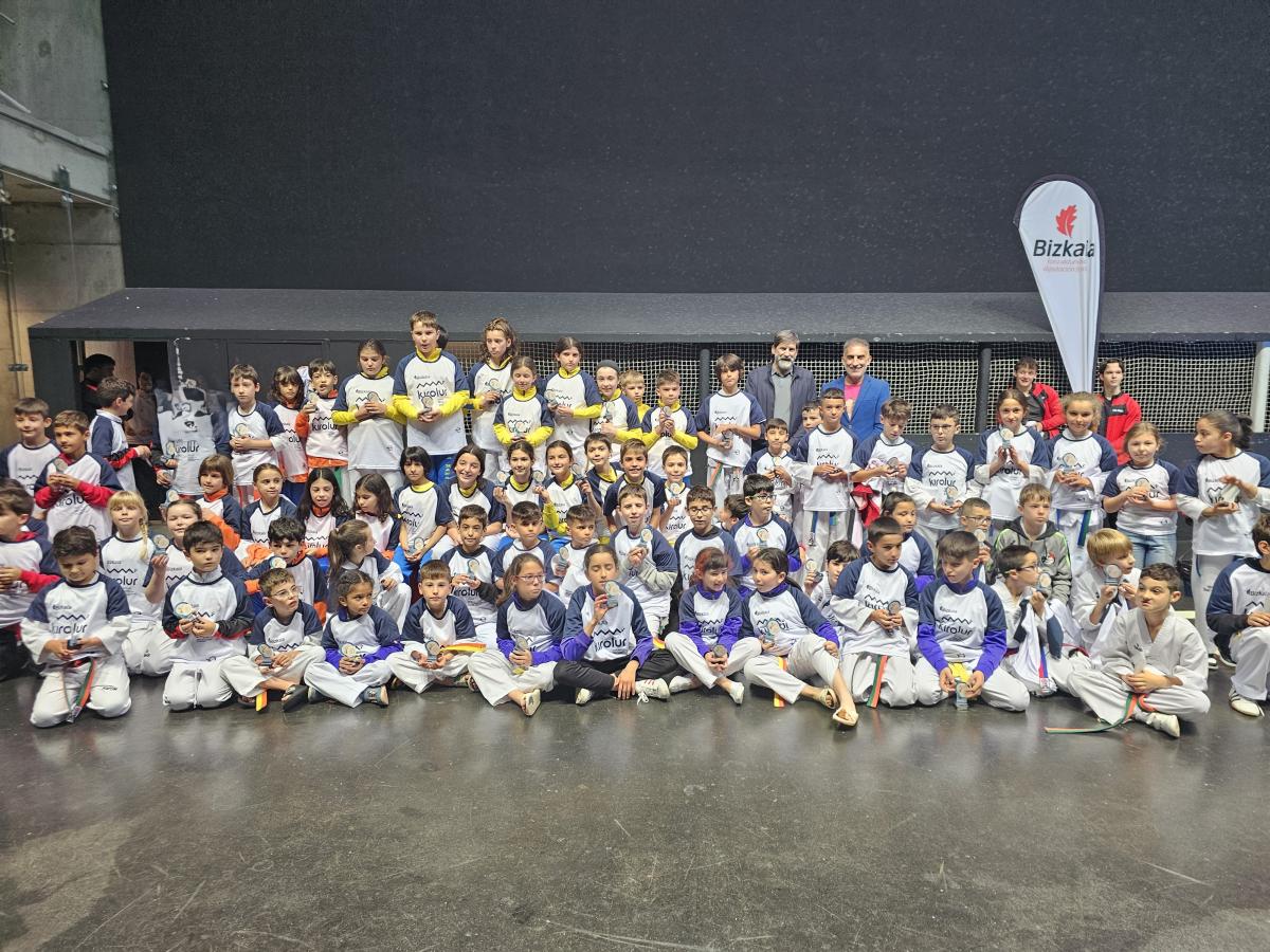 Fotos FINALES ESCOLARES COMBATE 2026 Fotos FINALES ESCOLARES COMBATE 2026